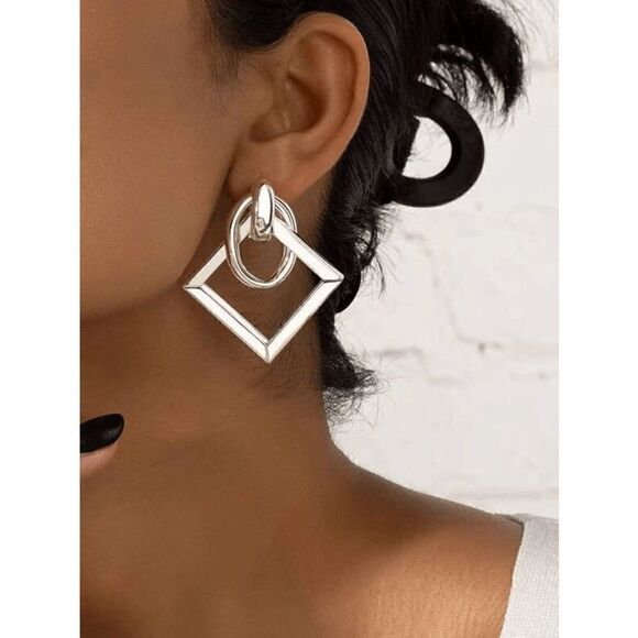 SILVER SQUARE HOOP GEOMETRIC DANGLE EARRING - Picture 1 of 4